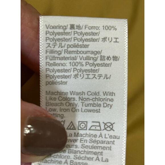 J. Crew Signature Puffer Vest, cream, medium, utility, hiking, gorpcore - Picture 6 of 6